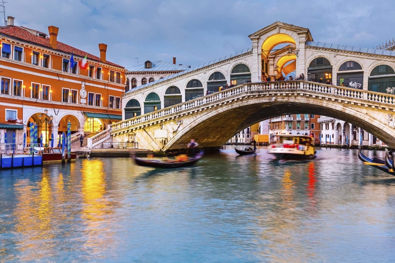 5-Star Luxury Regional Tour: Venice (9 Days  - 8 Nights) Region:Veneto