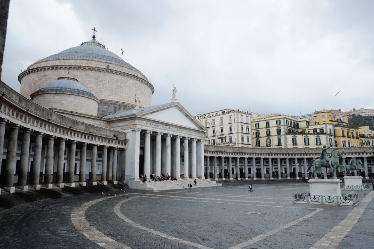 5-Star Luxury Regional Tour: Naples  (9 Days - 8 Nights) Region: Campania