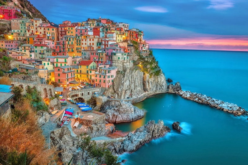 4-Star Luxury Multi-Regional Tour: Genoa - Florence - Milan (14 Days - 13 Nights) Region: Liguria - Toscana - Lombardia