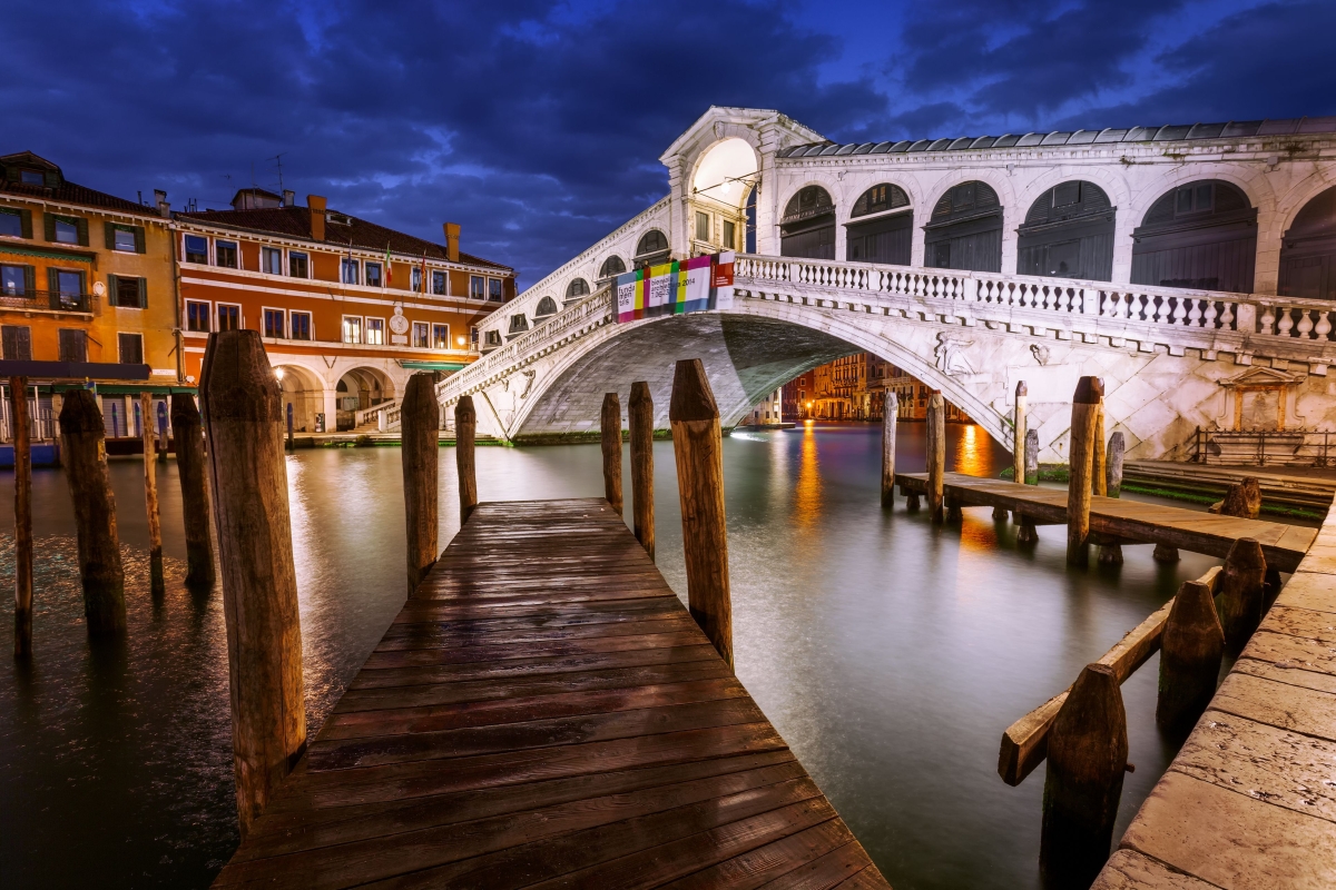 4-Star Luxury Multi-Regional Tour: Venice - Florence (14 Days 13 Nights) Region: Veneto - Toscana