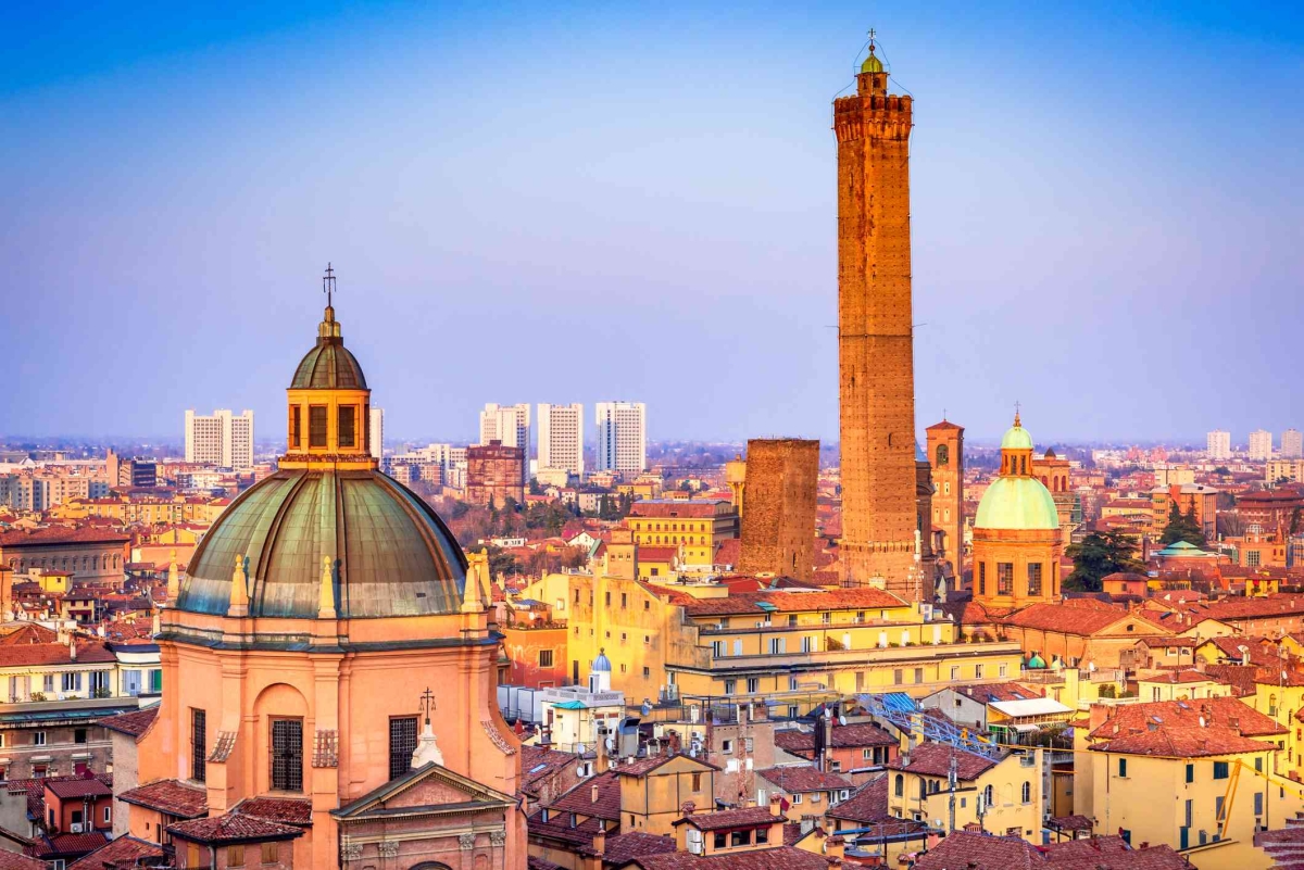 Prestige Multi-Regional Tour: Rome - Perugia - Bologna (17 Days - 16 Nights) Region: Lazio - Umbria - Emilia Romagna